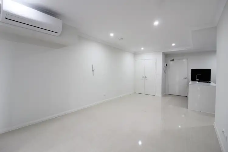 Fourth view of Homely apartment listing, B506/140 Best Road, Seven Hills NSW 2147