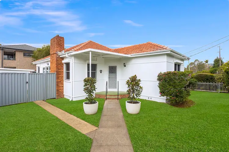 61 Anzac Avenue, Engadine NSW 2233