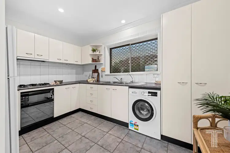 Fifth view of Homely unit listing, 9/33 Curd Street, Greenslopes QLD 4120