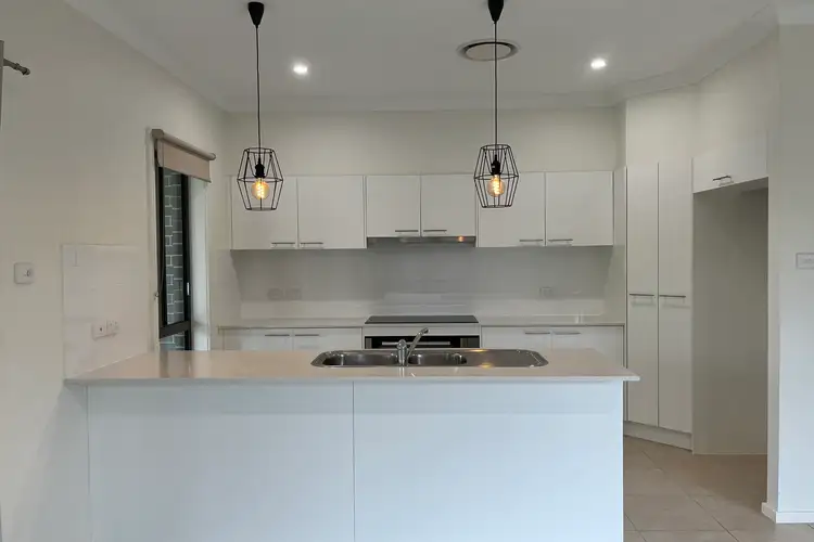 Second view of Homely house listing, 5 Wendy Place, Toongabbie NSW 2146