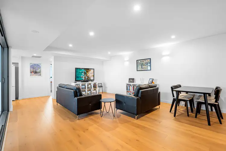 Third view of Homely apartment listing, 7/10 Bay Terrace, Wynnum QLD 4178
