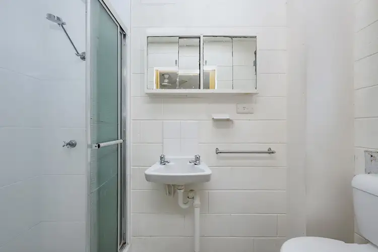 Fifth view of Homely unit listing, 8/30 Mary Street, West End QLD 4810
