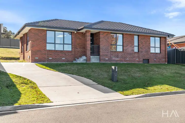 30 Muirton Way, Perth TAS 7300
