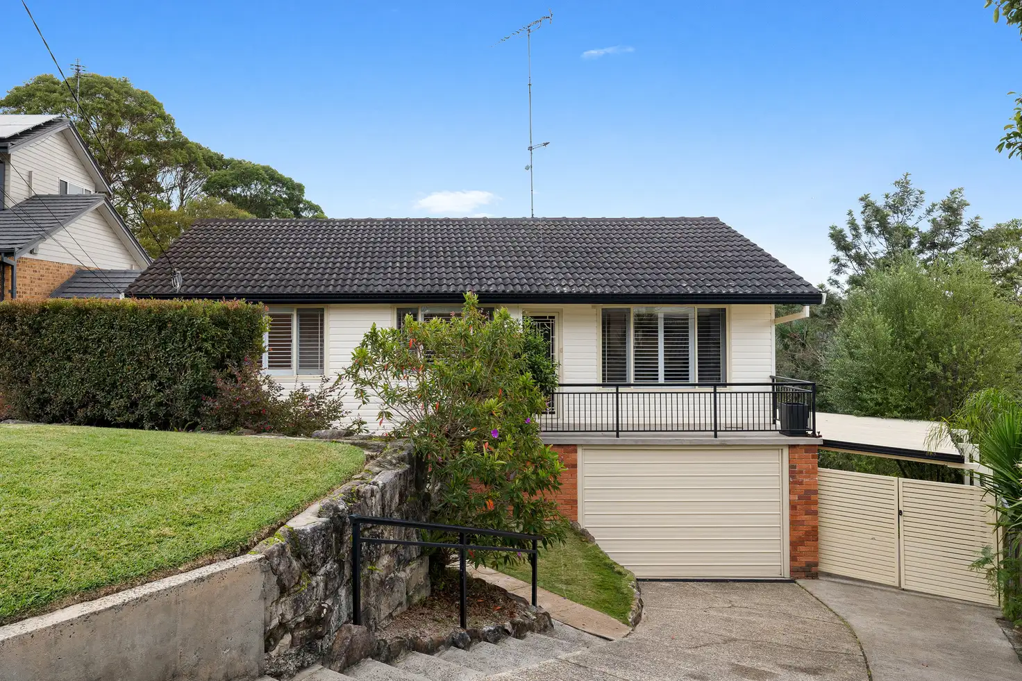 Main view of Homely house listing, 10 Karuah Place, Engadine NSW 2233