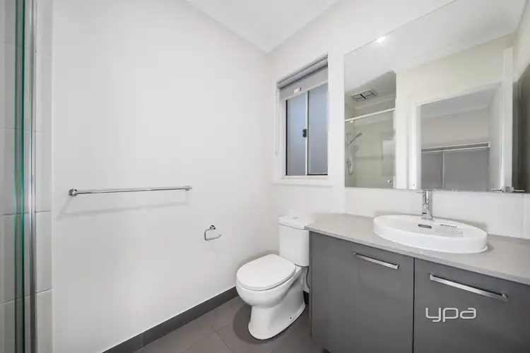 Third view of Homely house listing, 6 Newfoundland Circuit, Bonnie Brook VIC 3335