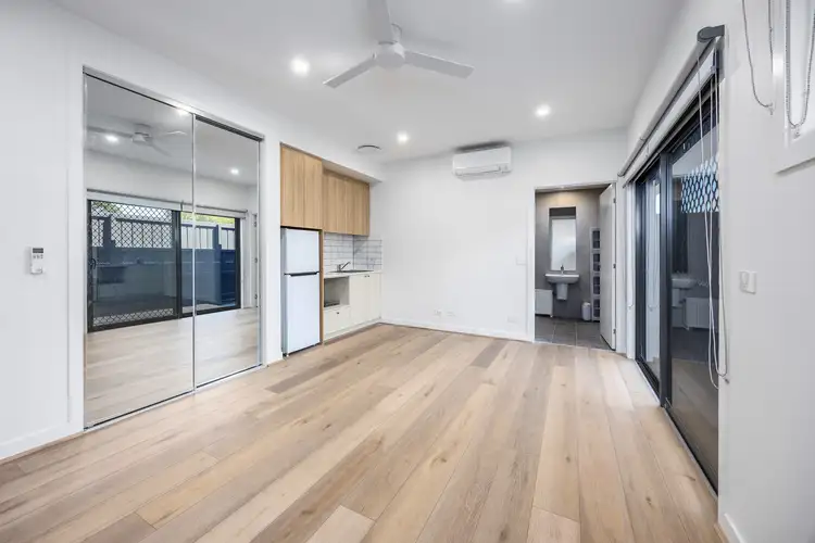 Room 1/13 Pine Street, Frankston North VIC 3200