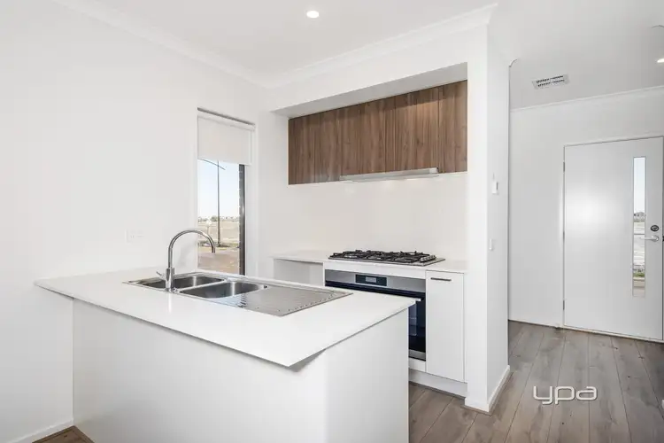 Fourth view of Homely house listing, 2 Newfoundland Circuit, Bonnie Brook VIC 3335