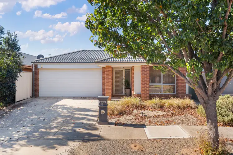 5 Ross Davis Avenue