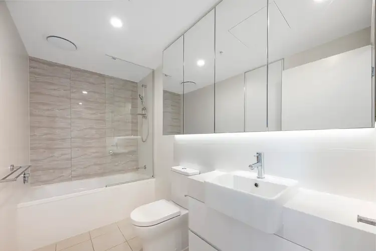 Fifth view of Homely unit listing, 1005/123 Cavendish Road, Coorparoo QLD 4151