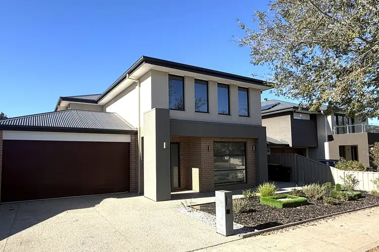 10 Goldsworthy Drive