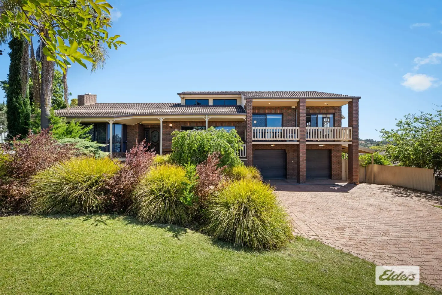 Main view of Homely house listing, 8 Hilltop Court, Wodonga VIC 3690