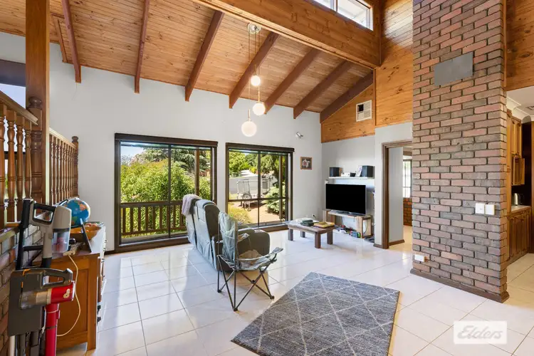 Sixth view of Homely house listing, 8 Hilltop Court, Wodonga VIC 3690