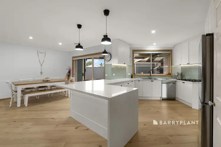 Second view of Homely house listing, 5 Garrett Court, Narre Warren VIC 3805