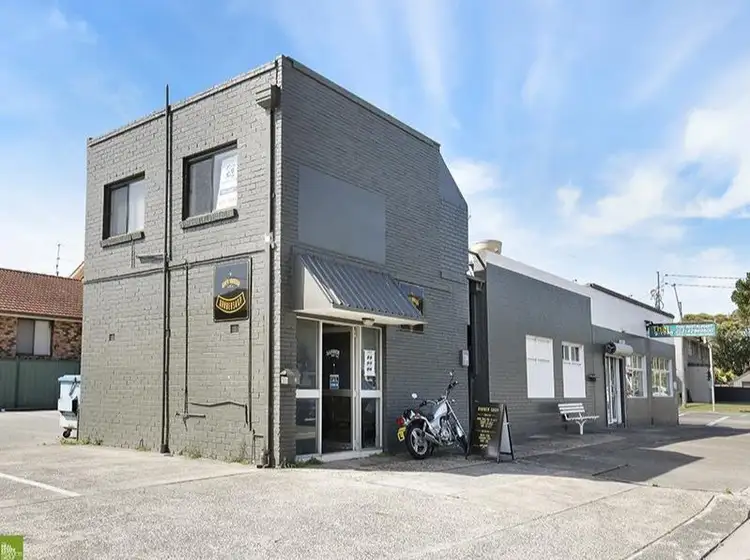 Main view of Homely unit listing, 1/286 Windang Road, Windang NSW 2528