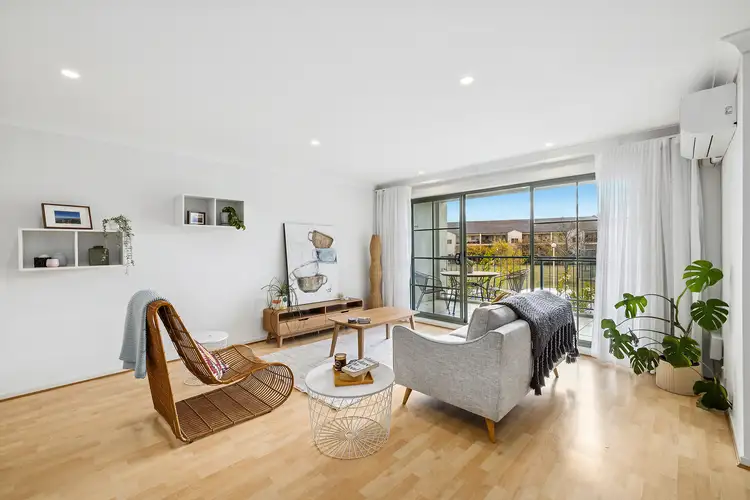 23/21 Aspinall Street, Watson ACT 2602