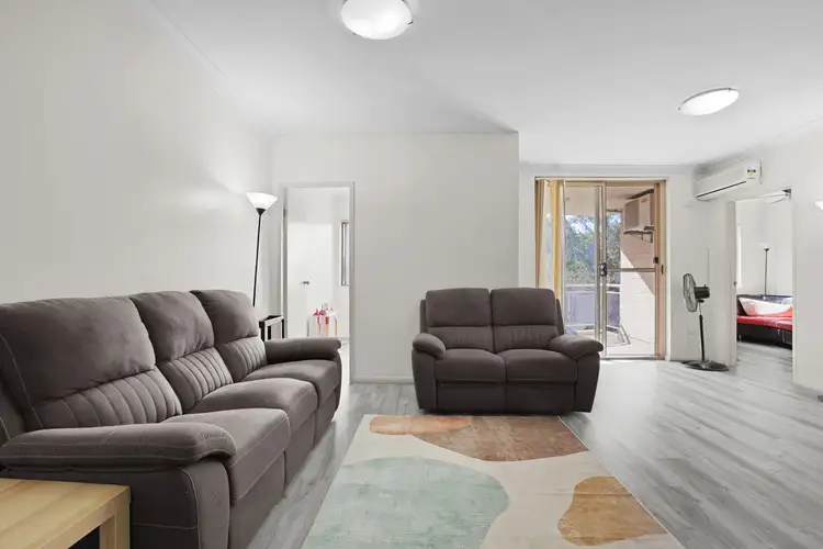 Second view of Homely apartment listing, 26/2 Wentworth Avenue, Toongabbie NSW 2146