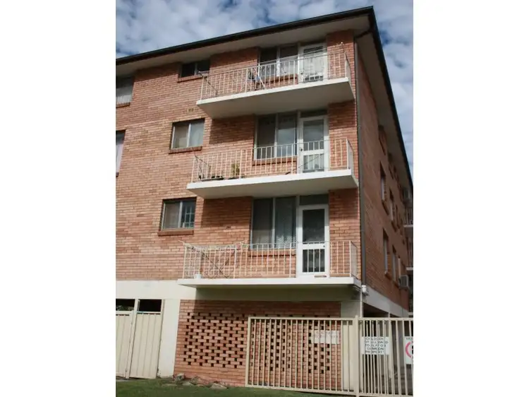 Main view of Homely unit listing, 10/132-134 Lansdowne Road, Canley Vale NSW 2166