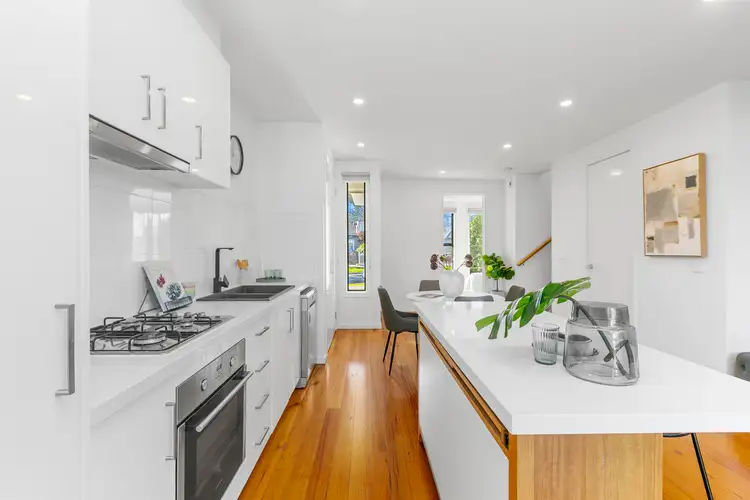 1/1 Suffolk Street, West Footscray VIC 3012