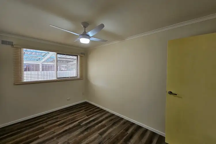 Fifth view of Homely unit listing, 2/26 Magnolia Crescent, Wodonga VIC 3690