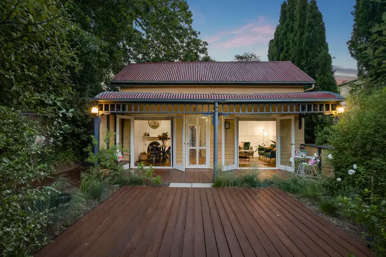 1/2 Mineral Springs Crescent, Hepburn Springs VIC 3461