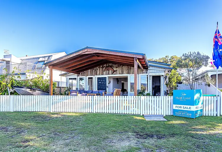 111 Marine Drive, Tea Gardens NSW 2324