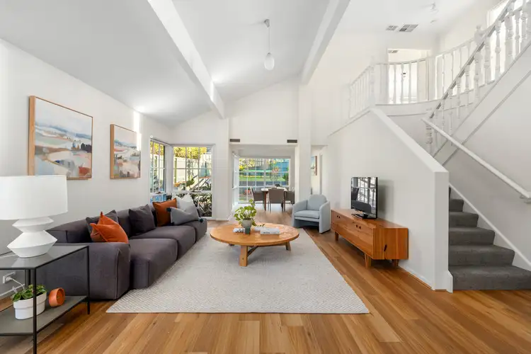 Second view of Homely house listing, 118 Croydon Hills Drive, Croydon Hills VIC 3136