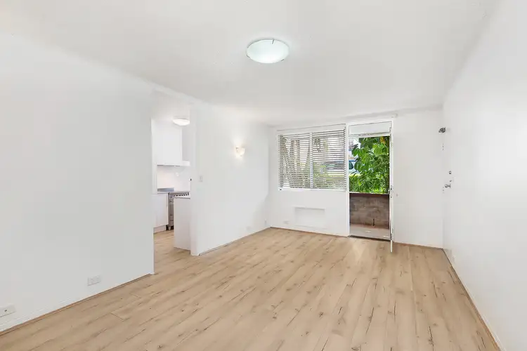 2/12 Fairway Close, Manly Vale NSW 2093