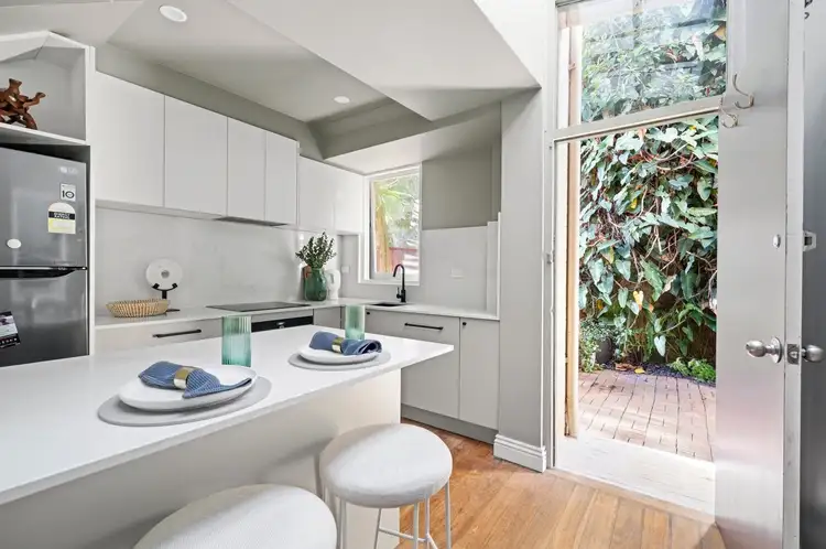 Second view of Homely house listing, 5 Rowena Place, Potts Point NSW 2011