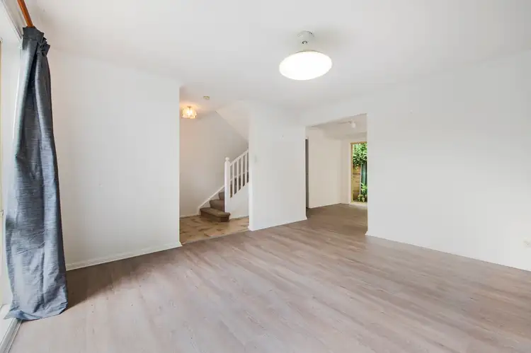 3/8a Wilhelmina Street, Gosford NSW 2250
