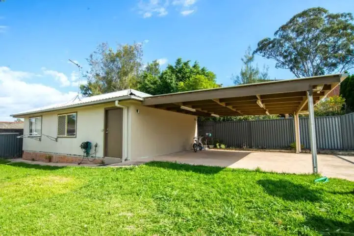 37A Lucretia Road, Toongabbie NSW 2146