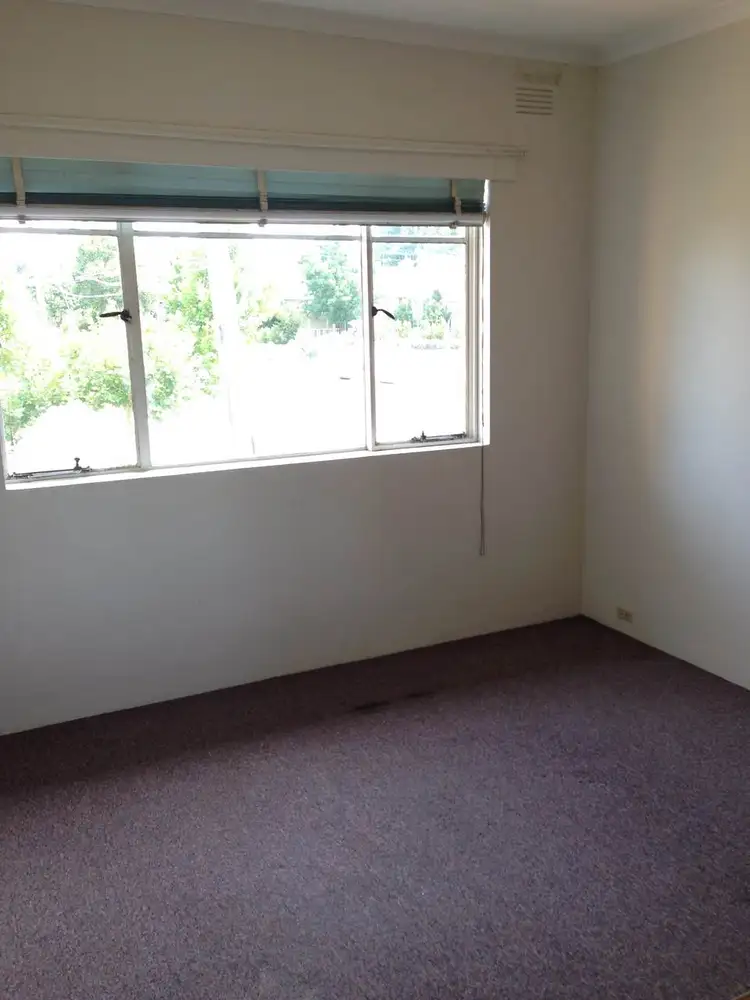 Fifth view of Homely unit listing, 4/220 Pascoe Vale Road, Essendon VIC 3040