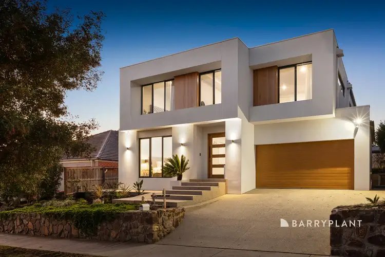11 Duncombe Avenue, Officer VIC 3809