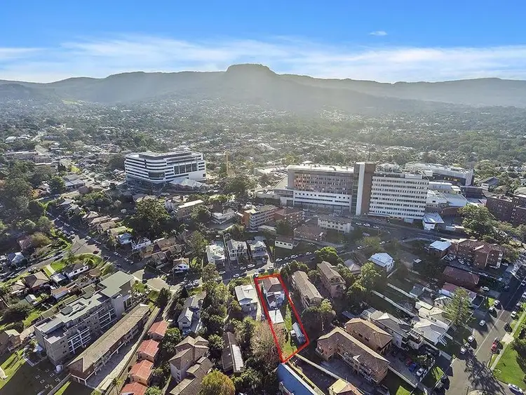 Second view of Homely unit listing, 2/11 Staff Street, Wollongong NSW 2500