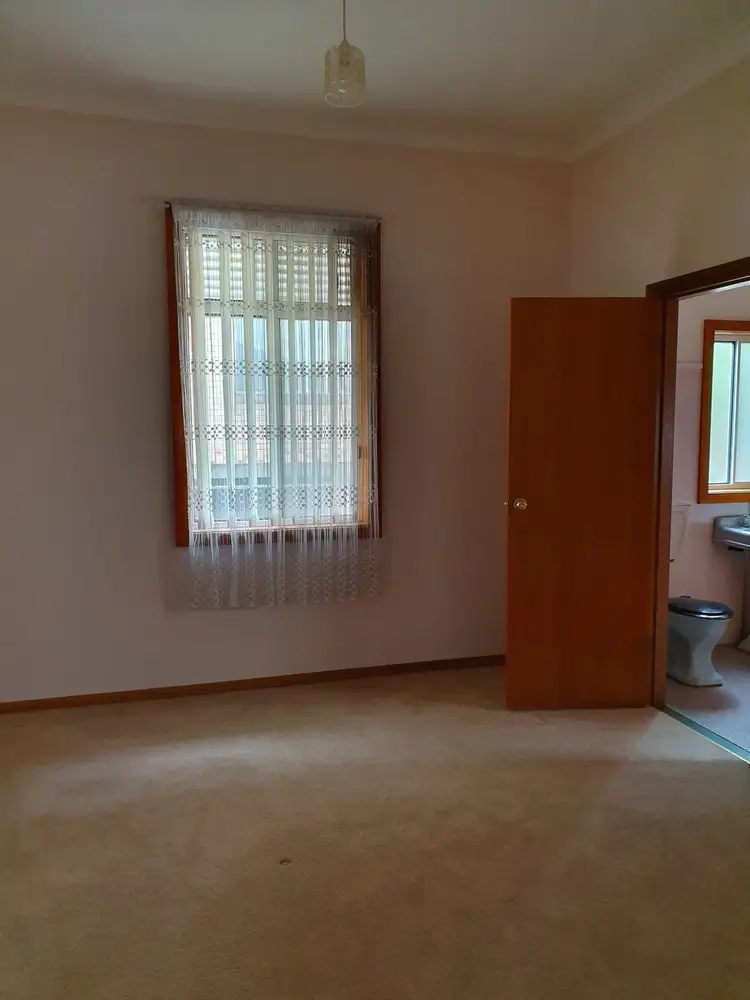 Fourth view of Homely unit listing, 2/11 Staff Street, Wollongong NSW 2500