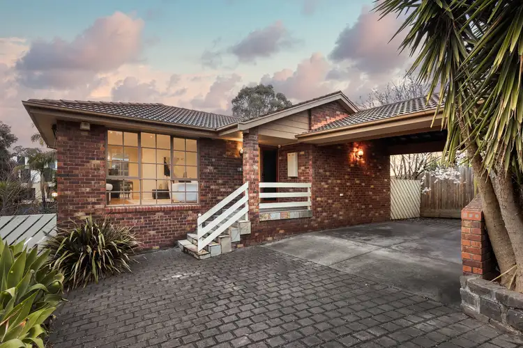8 Schafter Drive, Doncaster East VIC 3109