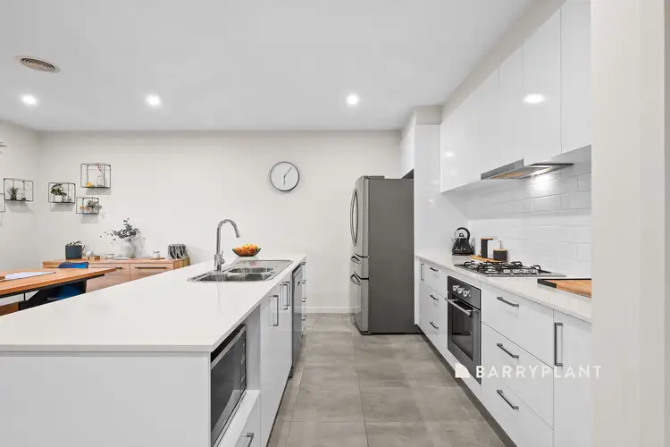 Fifth view of Homely house listing, 24 Cassa Blue Circuit, Narre Warren VIC 3805