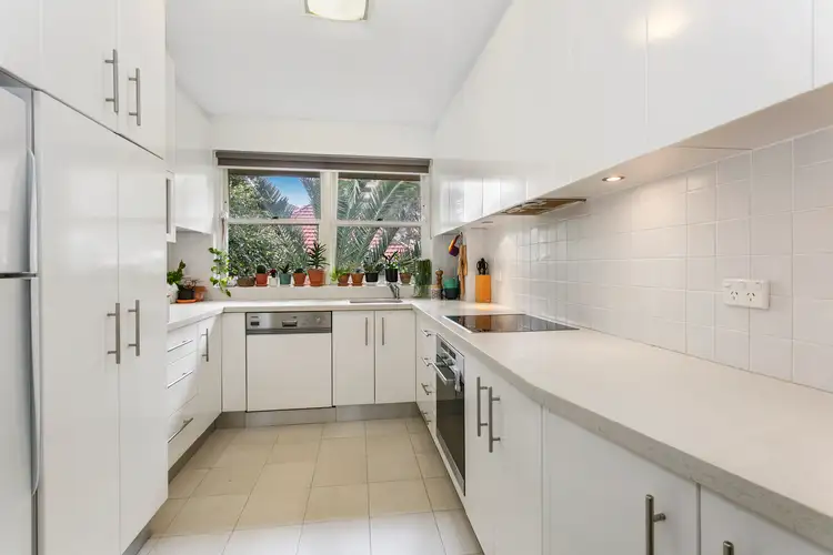 Main view of Homely unit listing, 8/24 Woods Parade, Fairlight NSW 2094