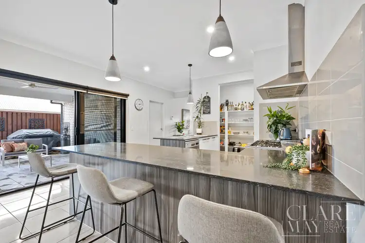 5 Daniell Close, Ripley QLD 4306