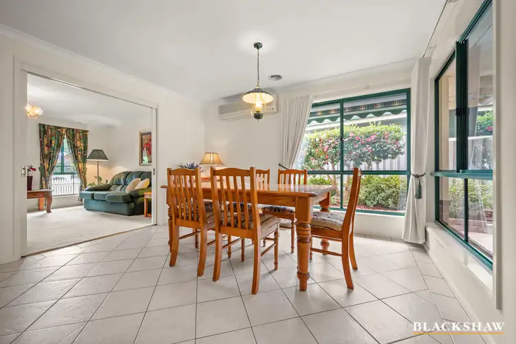 28 Rosewood Glen, Jerrabomberra NSW 2619
