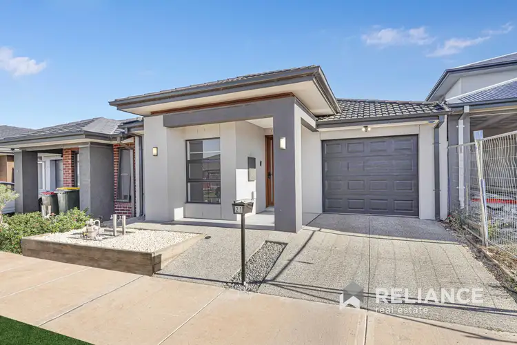 Second view of Homely house listing, 21 Farleigh Drive, Tarneit VIC 3029