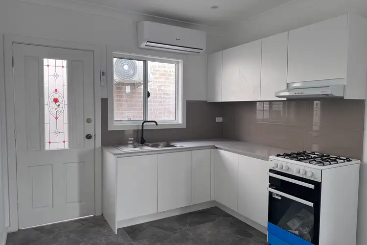 13C1 Chesham Parade, Glenfield NSW 2167