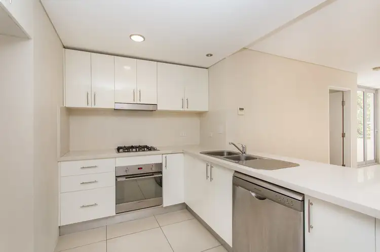 Main view of Homely unit listing, 3/387-391 Sydney Road, Balgowlah NSW 2093
