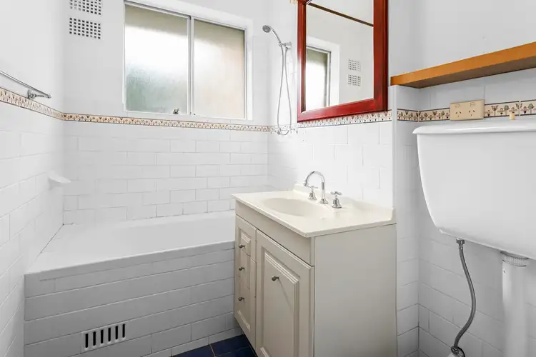 Fourth view of Homely unit listing, 5/12 Ronald Avenue, Freshwater NSW 2096