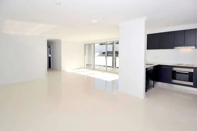 Main view of Homely unit listing, 204/184 Cope Street, Waterloo NSW 2017