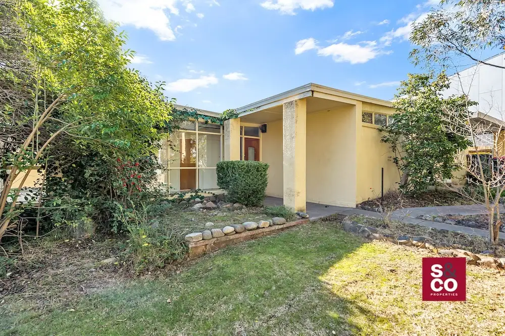 Main view of Homely house listing, 32 Hopetoun Circuit, Deakin ACT 2600