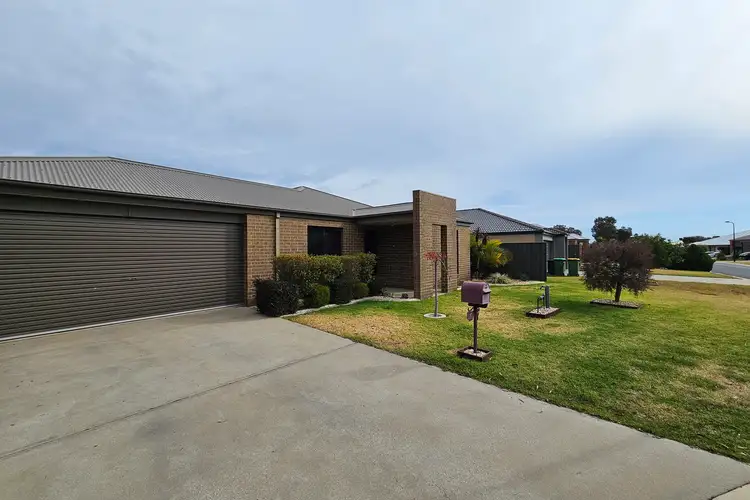 Second view of Homely house listing, 10 Lysterfield Lane, Wodonga VIC 3690