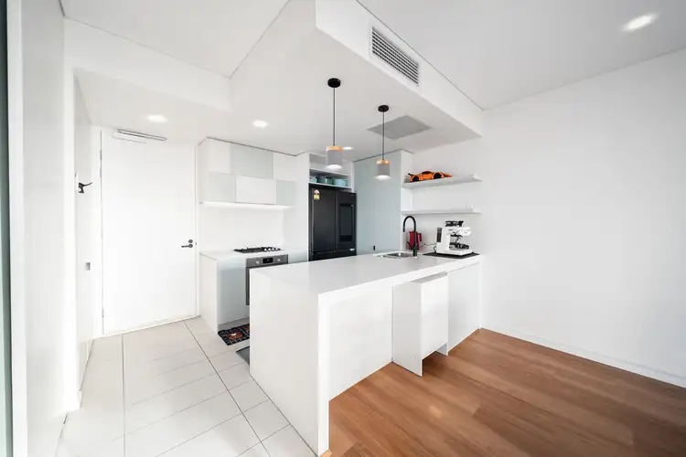 Fourth view of Homely apartment listing, 1007/62 Logan Road, Woolloongabba QLD 4102