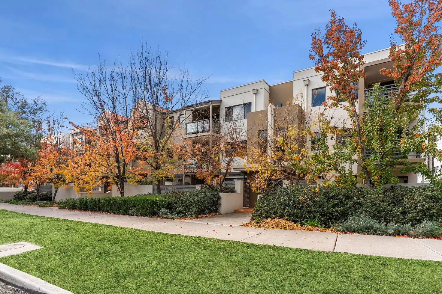 Main view of Homely unit listing, 4/102 Athllon Drive, Greenway ACT 2900