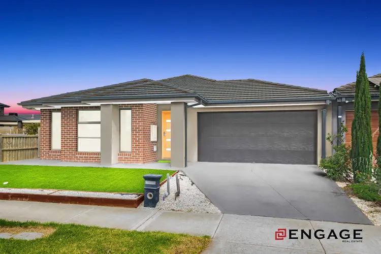 Second view of Homely house listing, 8 Biscotti Crescent, Manor Lakes VIC 3024