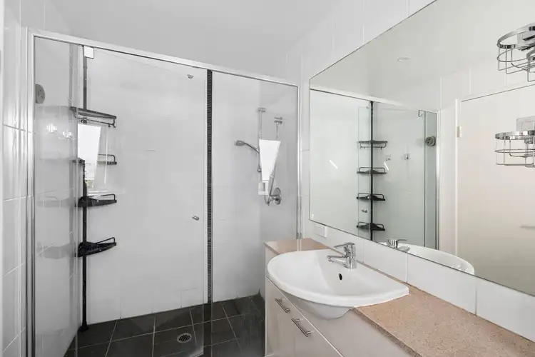 Fourth view of Homely apartment listing, 18/29-33 Waine Street, Freshwater NSW 2096